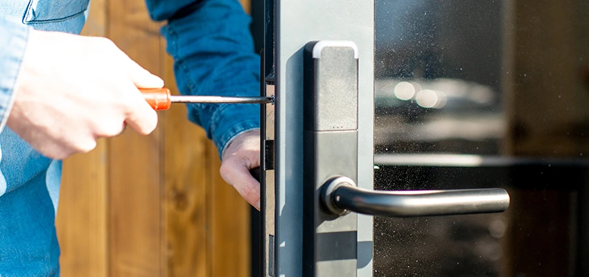 Aluminium Door Lock Replacement in Corcoran, California